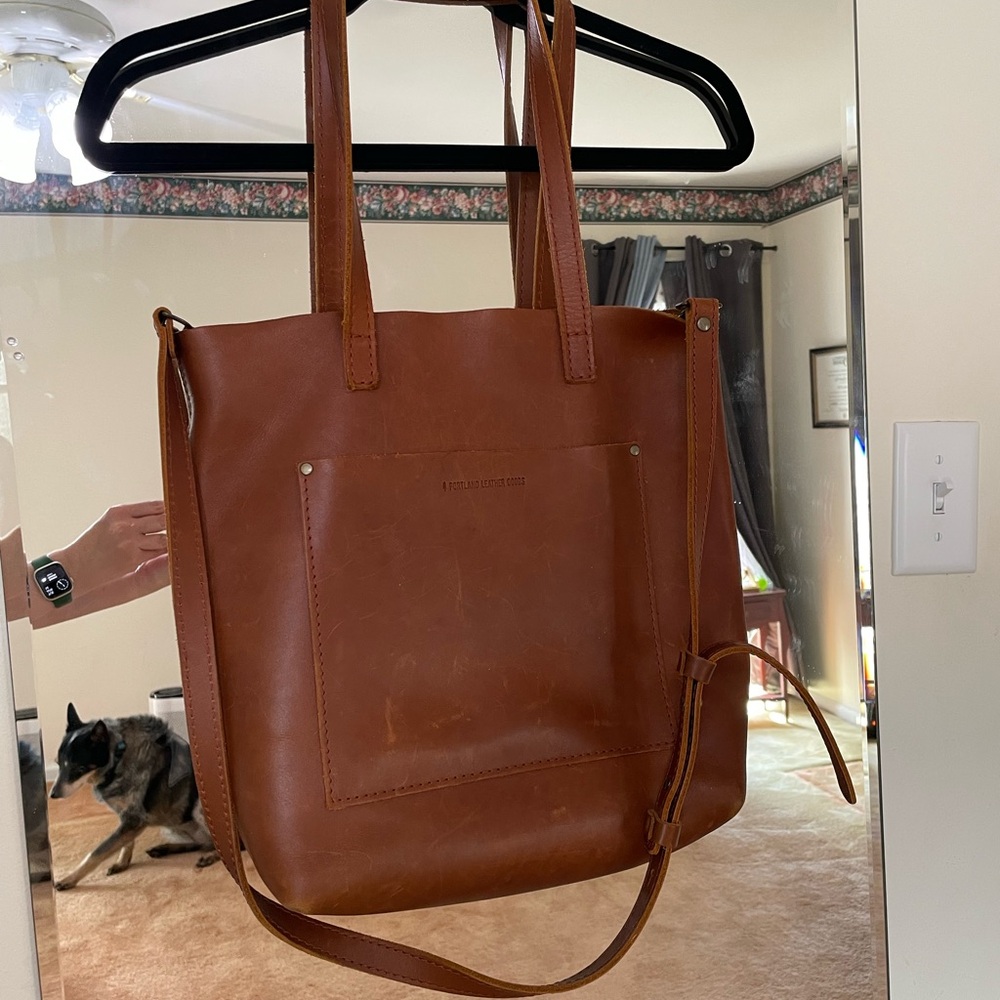 Portland Leather Large Crossbody Tote Honey